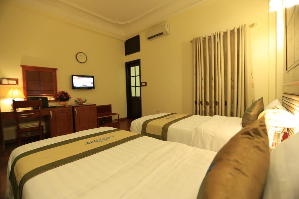 Bro & Sis Hotel Hanoi Room photo